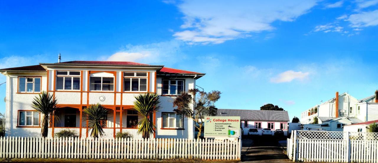 Auberge de jeunesse 42B College House à Whanganui Extérieur photo