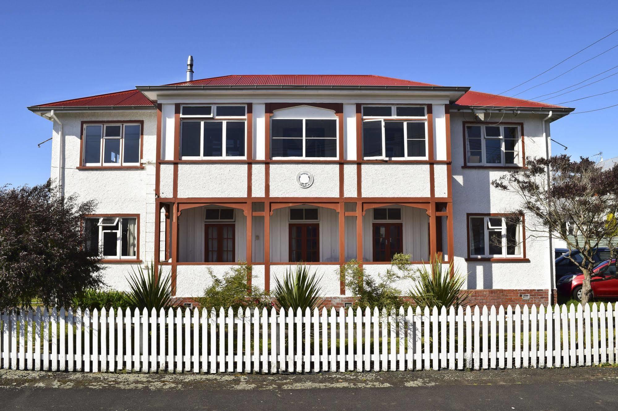 Auberge de jeunesse 42B College House à Whanganui Extérieur photo